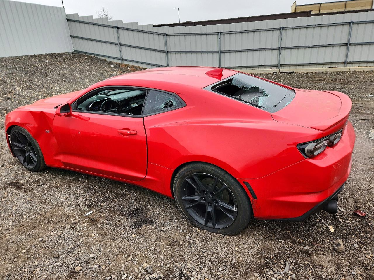 2019 Chevrolet Camaro VIN 1G1FB1RS0K0134338 photo 2