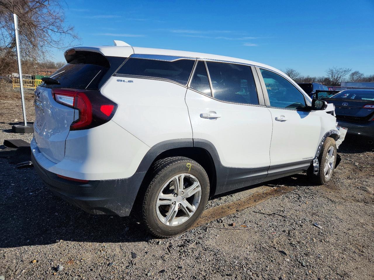 2023 GMC Terrain VIN 3GKALMEG2PL120652 photo 3