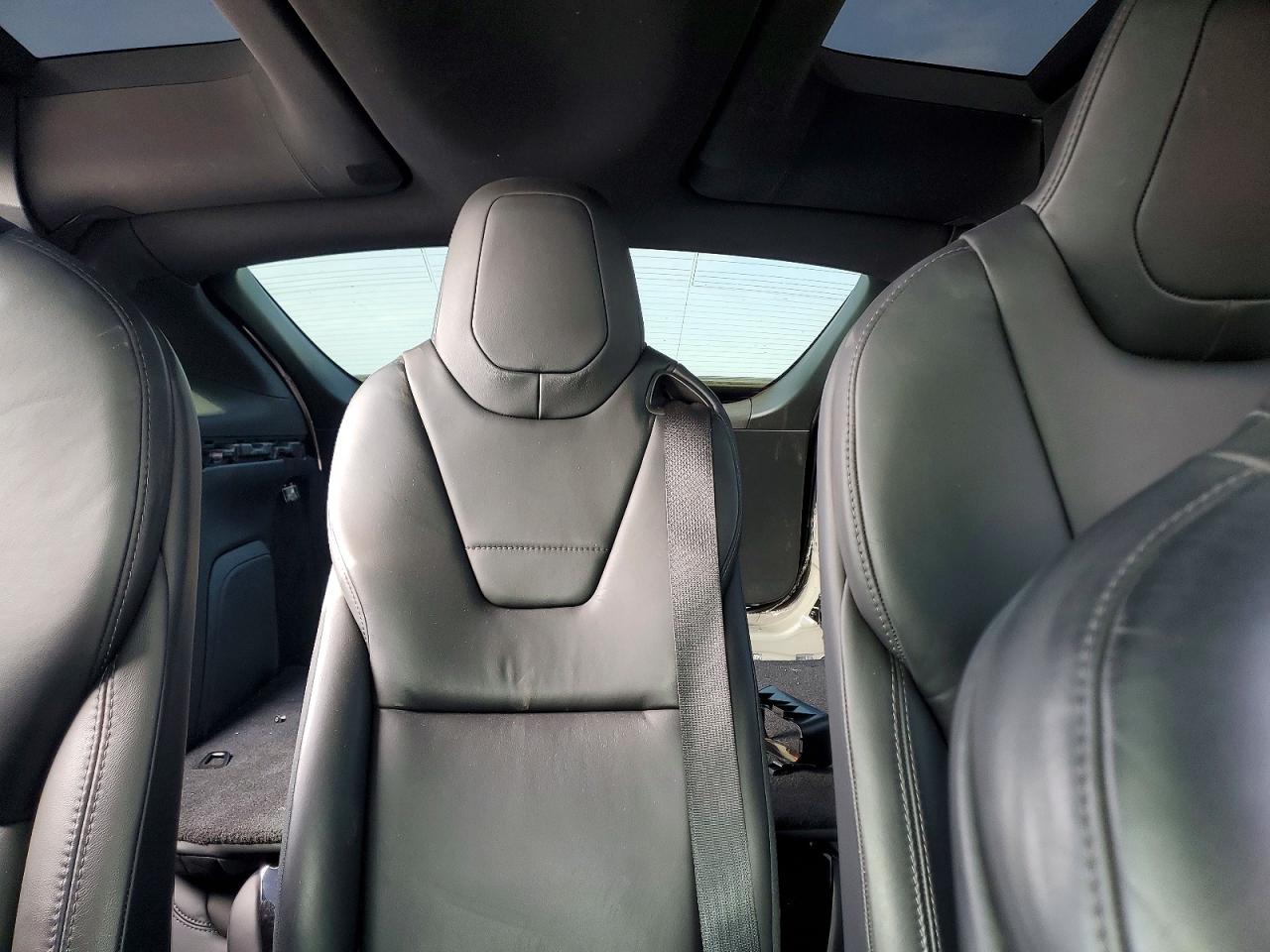 2016 Tesla Model x VIN 5YJXCAE22GF002303 photo 10
