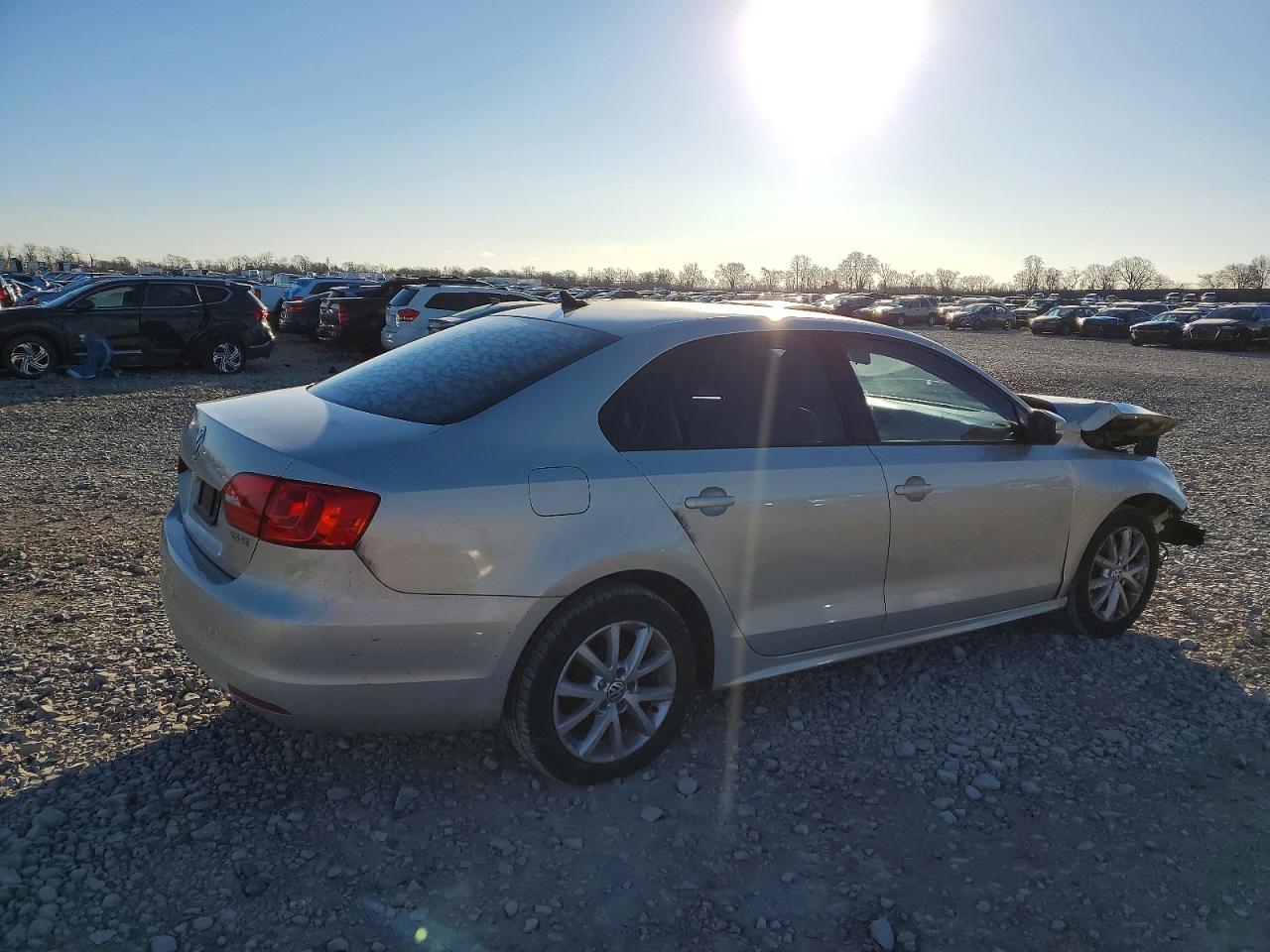 2012 Volkswagen Jetta VIN 3VWDX7AJ6CM305921 photo 3