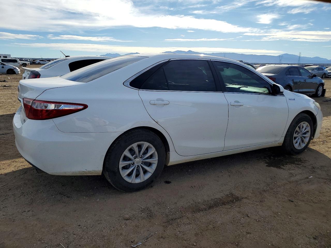 2015 Toyota Camry sola VIN 4T1BD1FK2FU164875 photo 3