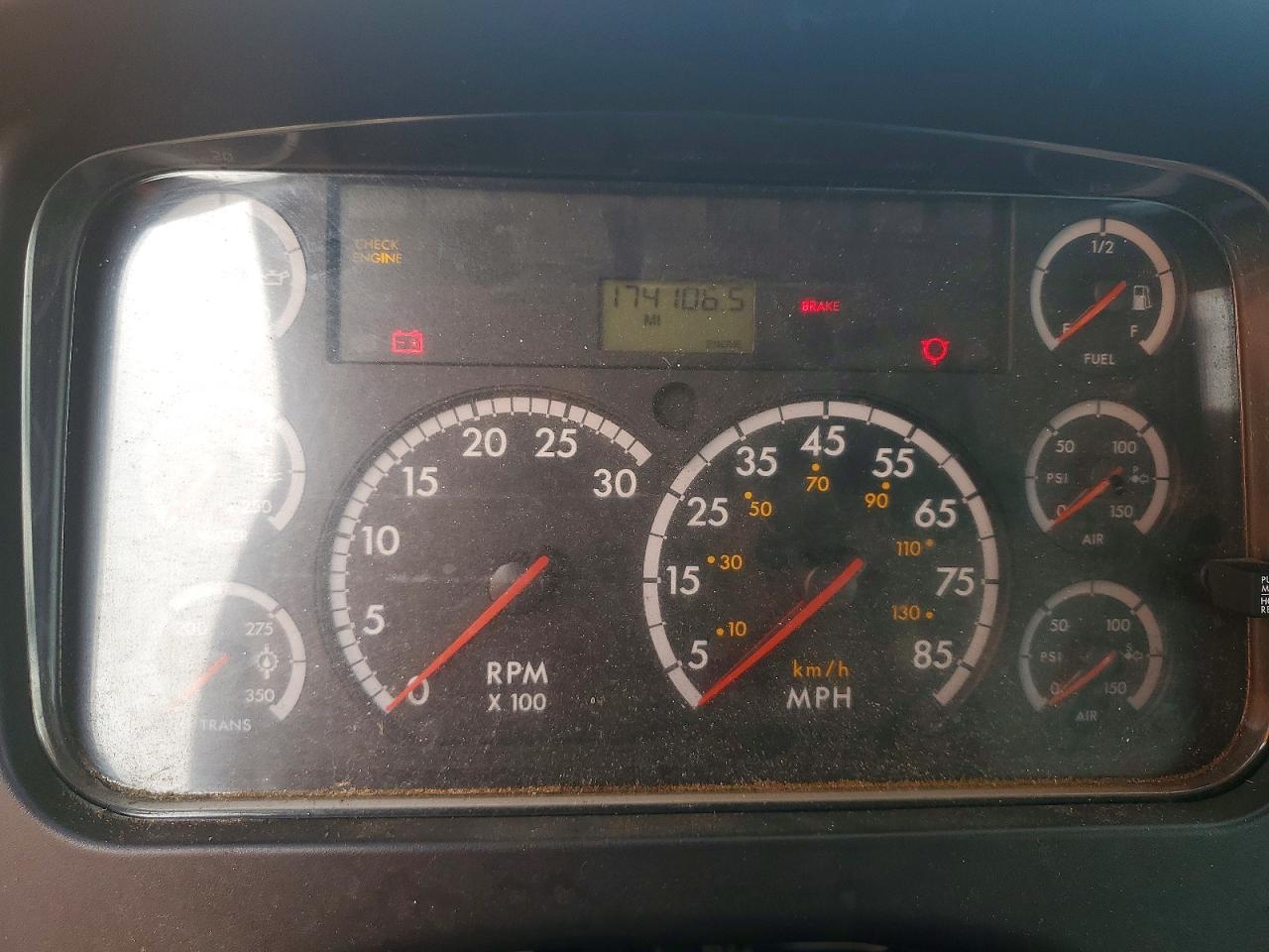2007 FREIGHTLINER All models VIN 1FVHCYCS27HY22854 photo 8