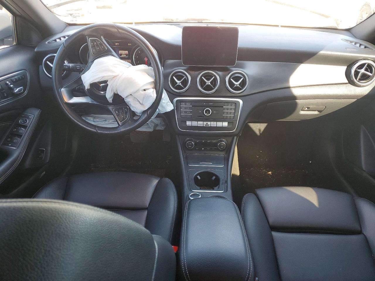 2019 Mercedes Gla-class VIN WDCTG4EB3KJ583696 photo 8