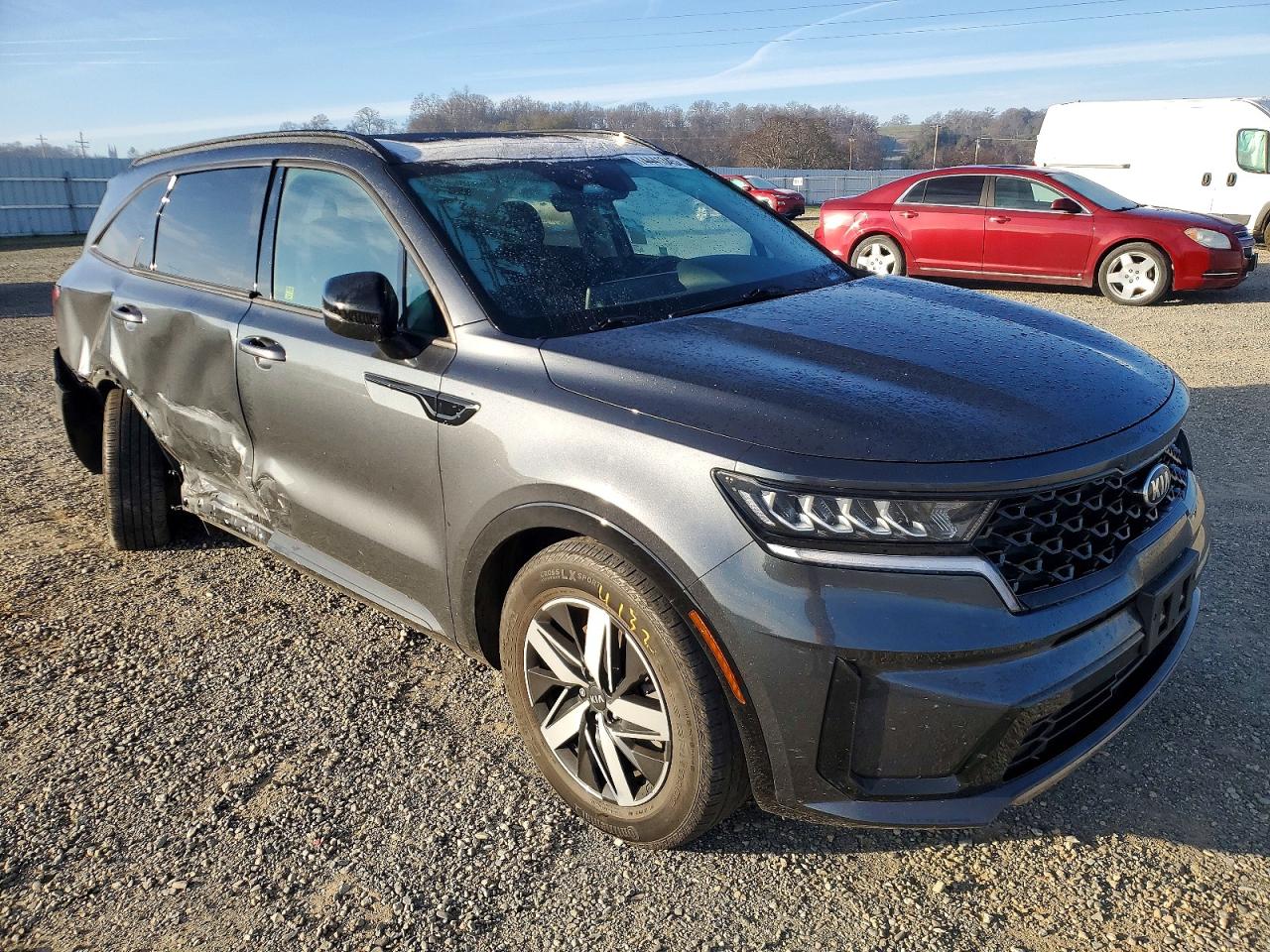 2021 Kia Sorento VIN 5XYRL4LC1MG041653 photo 4