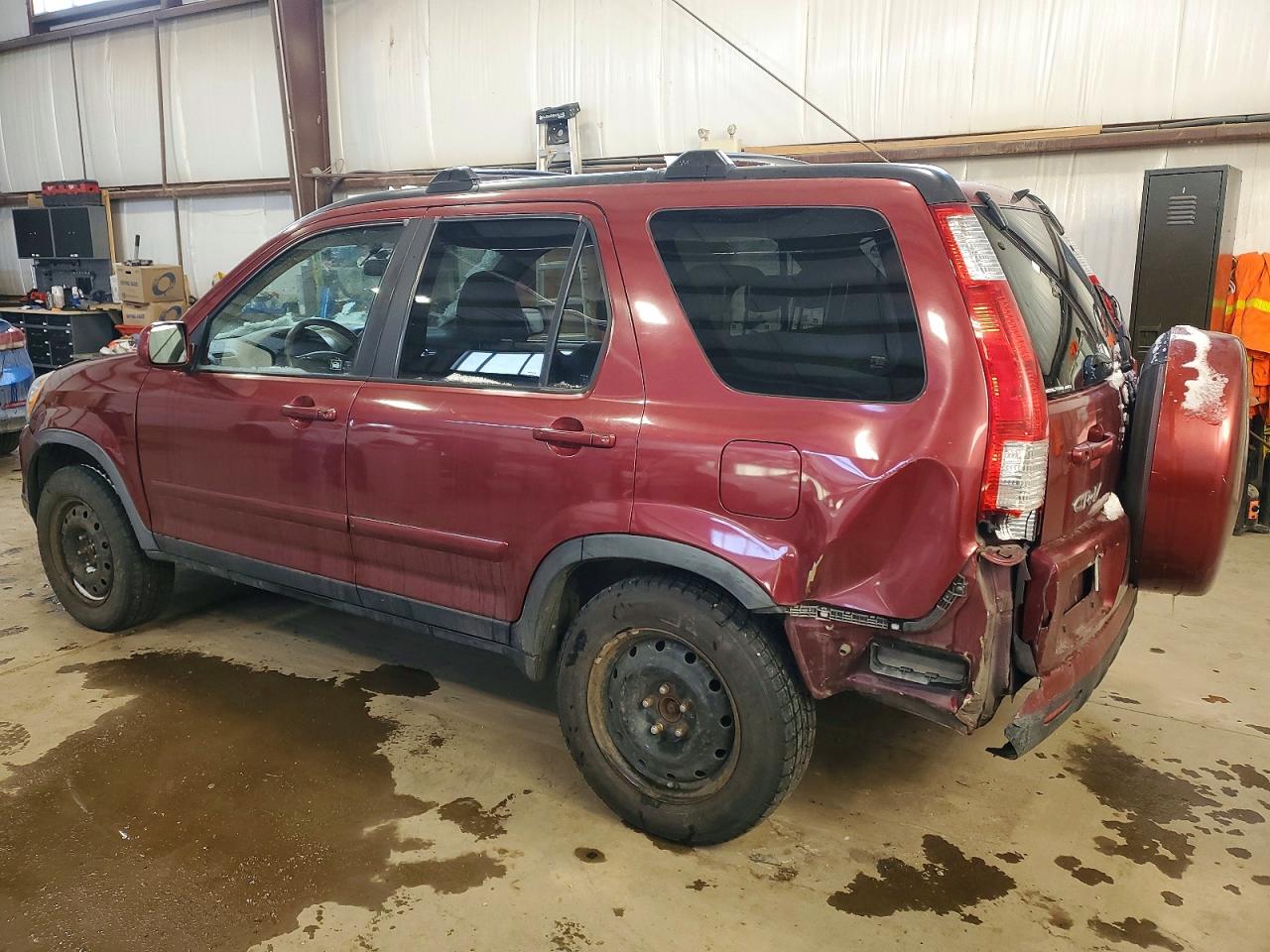 2005 Honda Crv VIN JHLRD78935C808200 photo 2