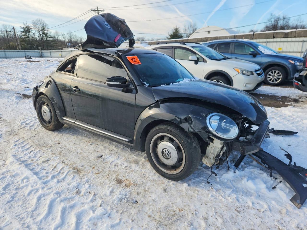 2012 Volkswagen Beetle VIN 3VWHP7AT6CM626604 photo 4