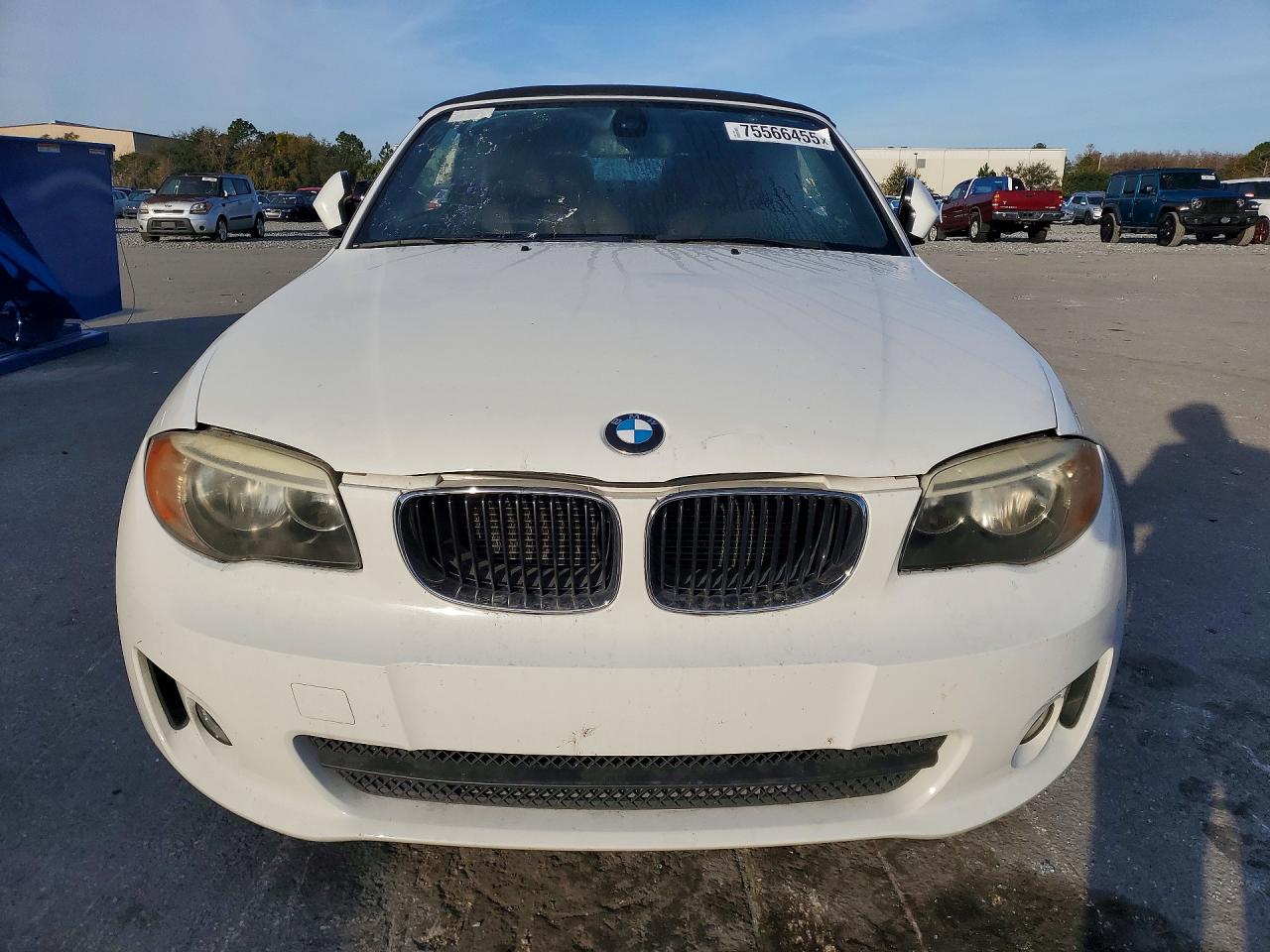 2013 BMW 1 series VIN WBAUL7C57DVM83825 photo 5
