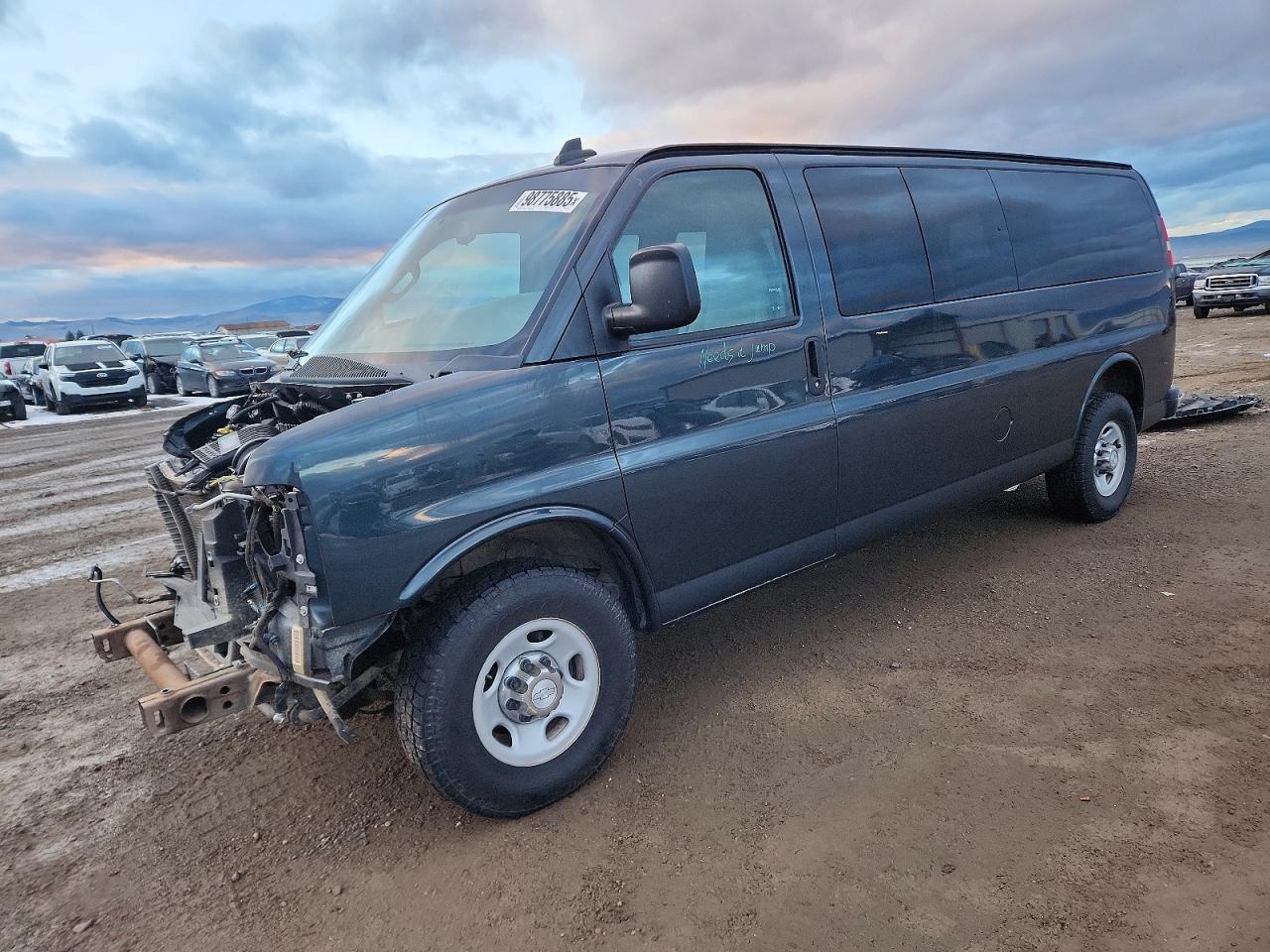 2017 Chevrolet Express VIN 1GAZGPFG0H1275320 photo 1