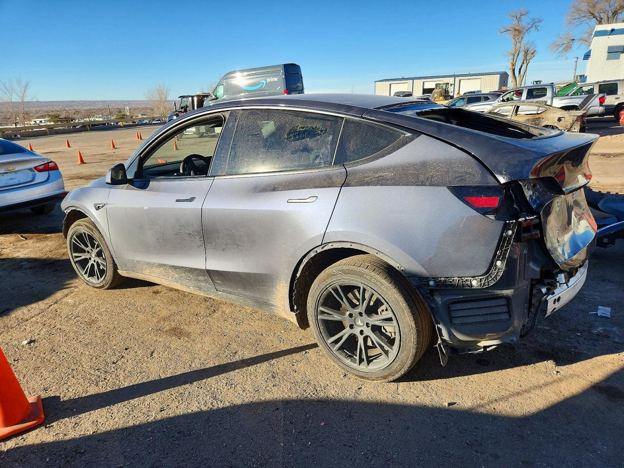 2023 Model y VIN 7SAYGDEE0PA123285 photo 2