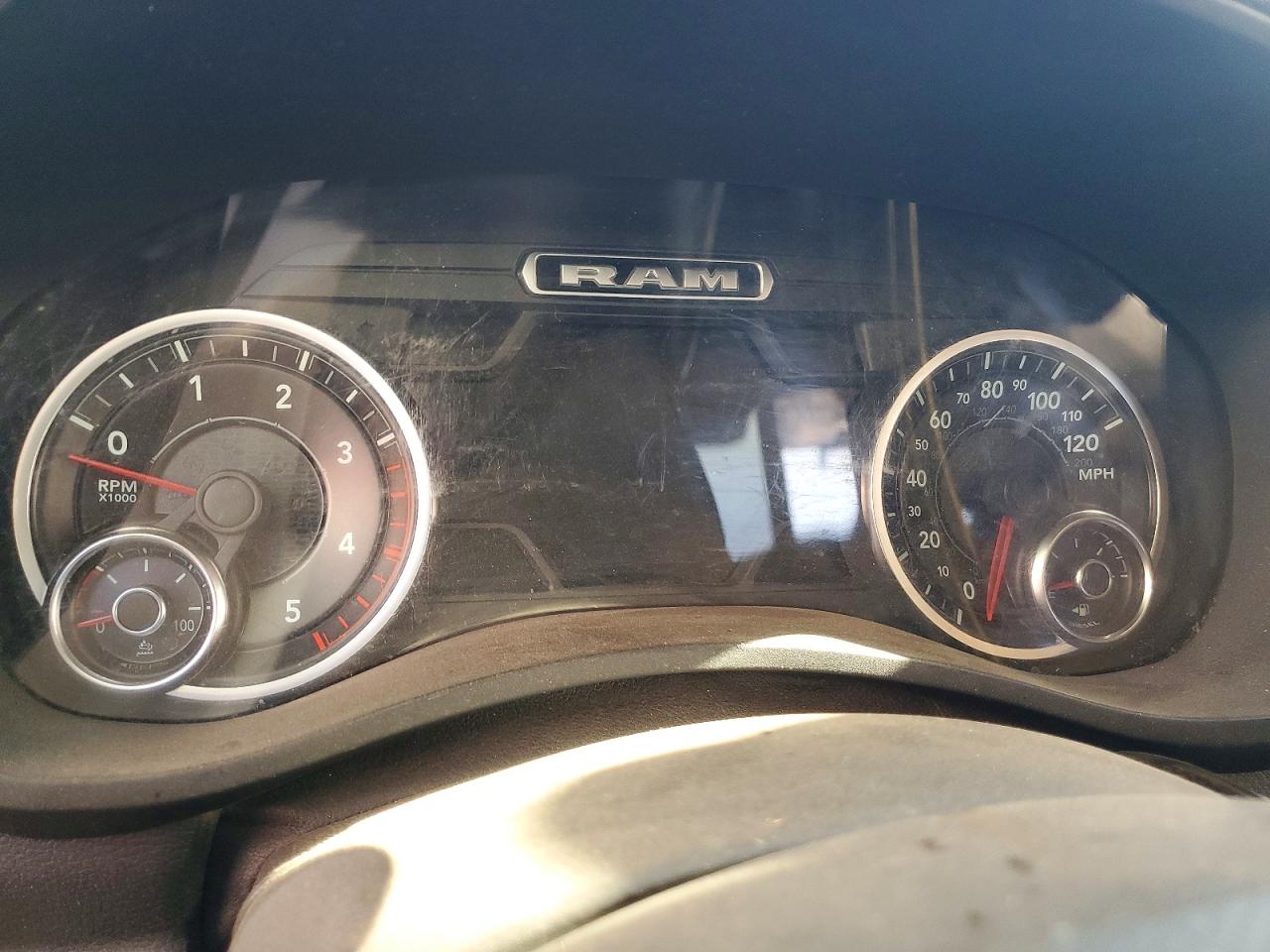 2019 Ram 3500 VIN 3C63RRJL6KG592283 photo 8