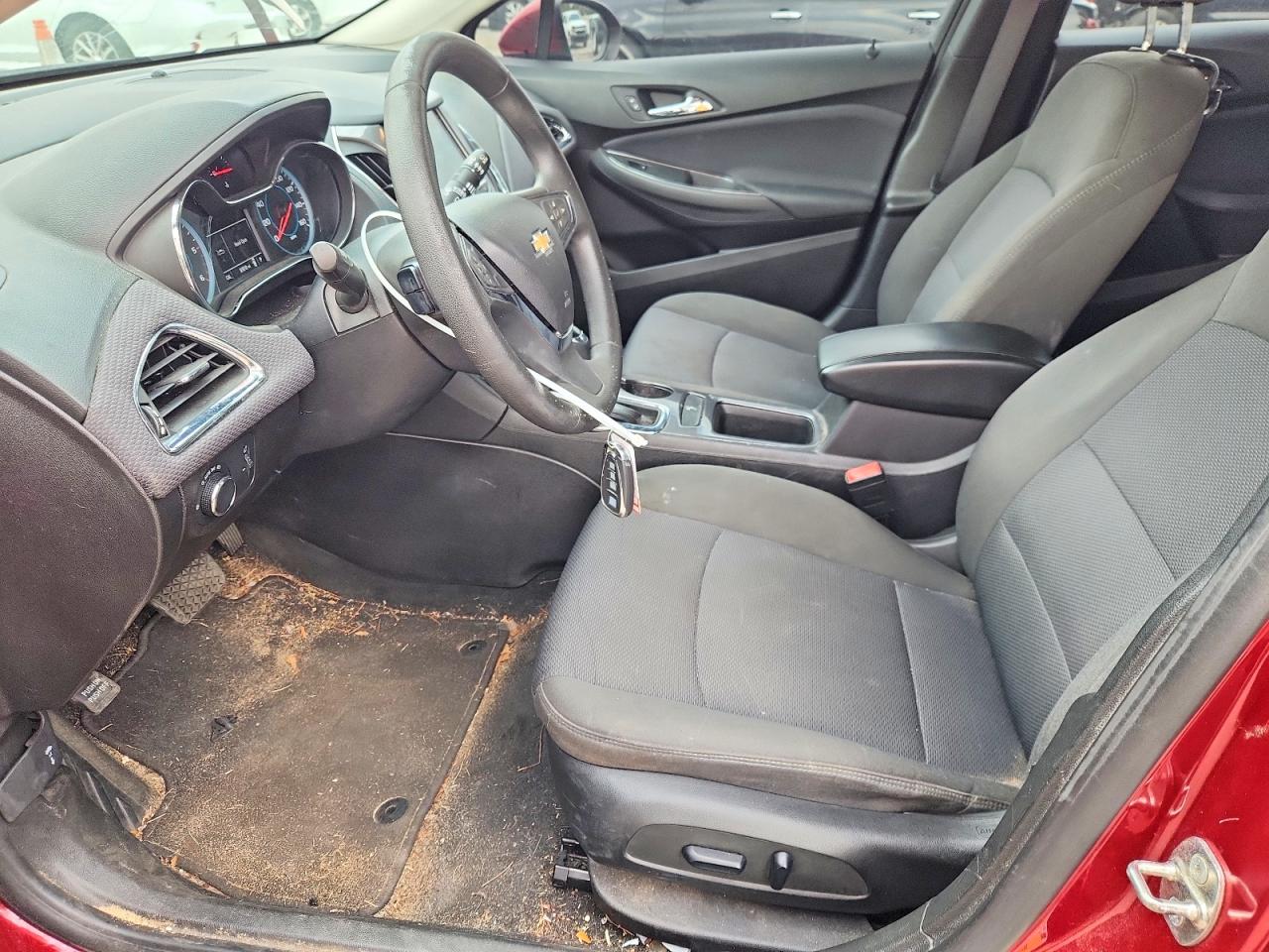 2018 Chevrolet Cruze VIN 3G1BH6SE6JS646000 photo 7