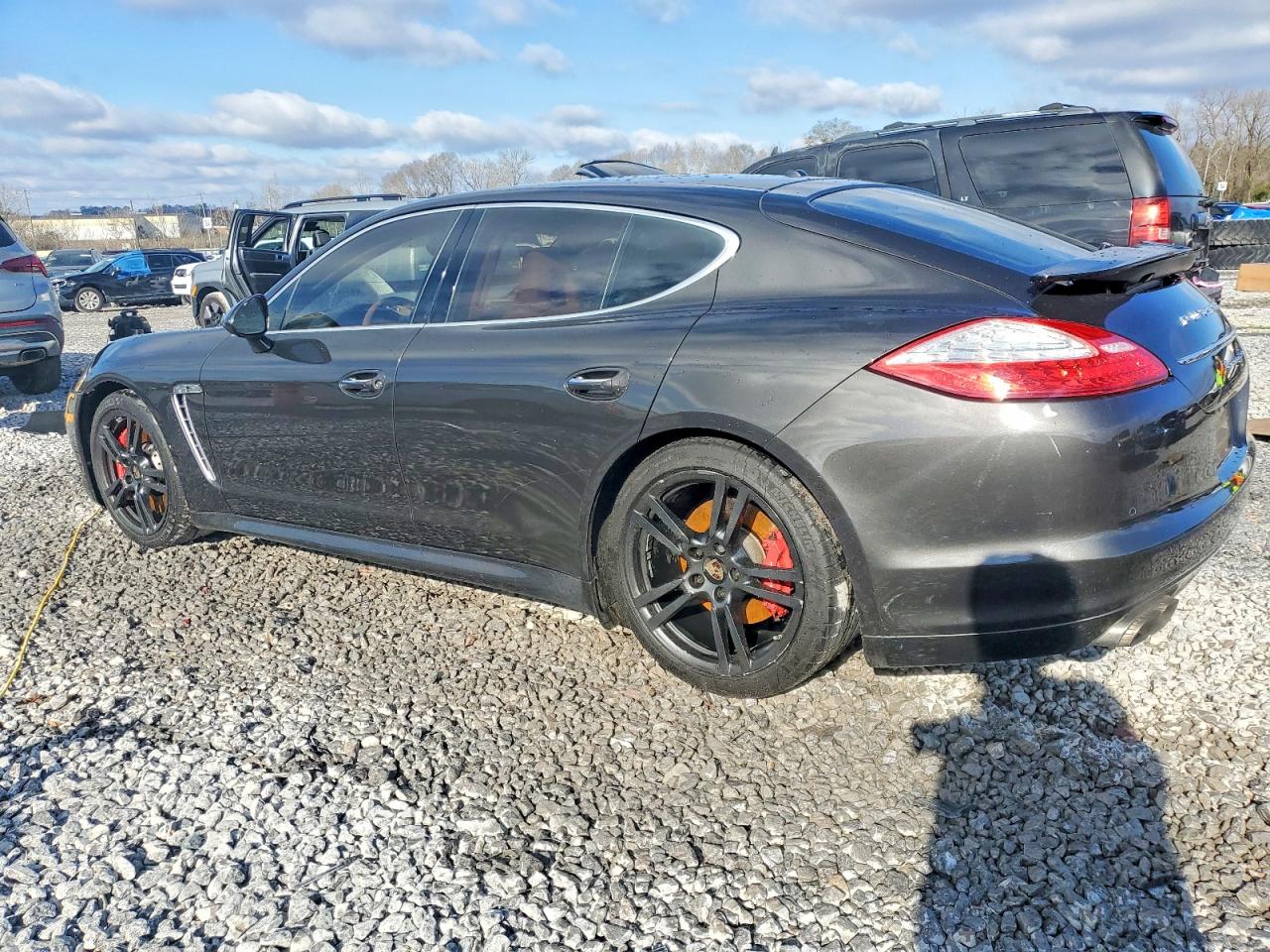 2012 Porsche Panamera VIN WP0AC2A76CL090518 photo 2