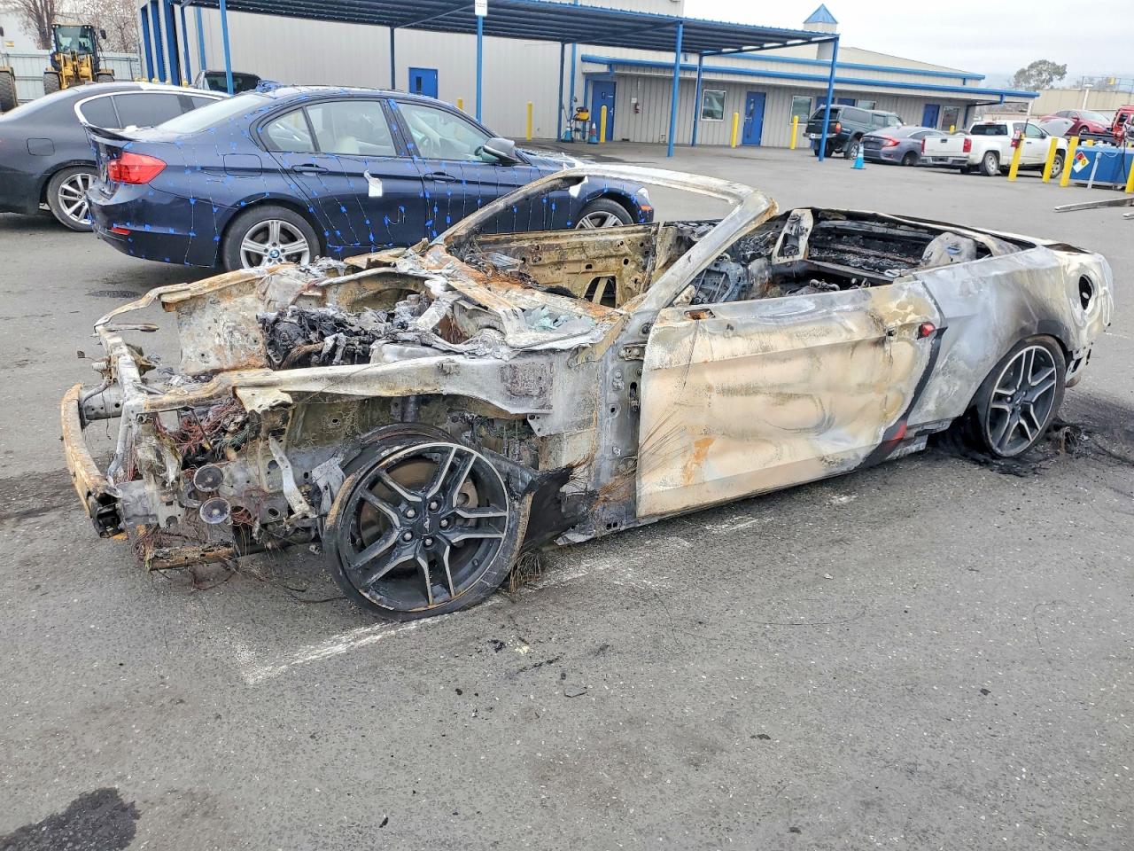 2022 Ford All models VIN 1FATP8UH5N5120142 photo 1