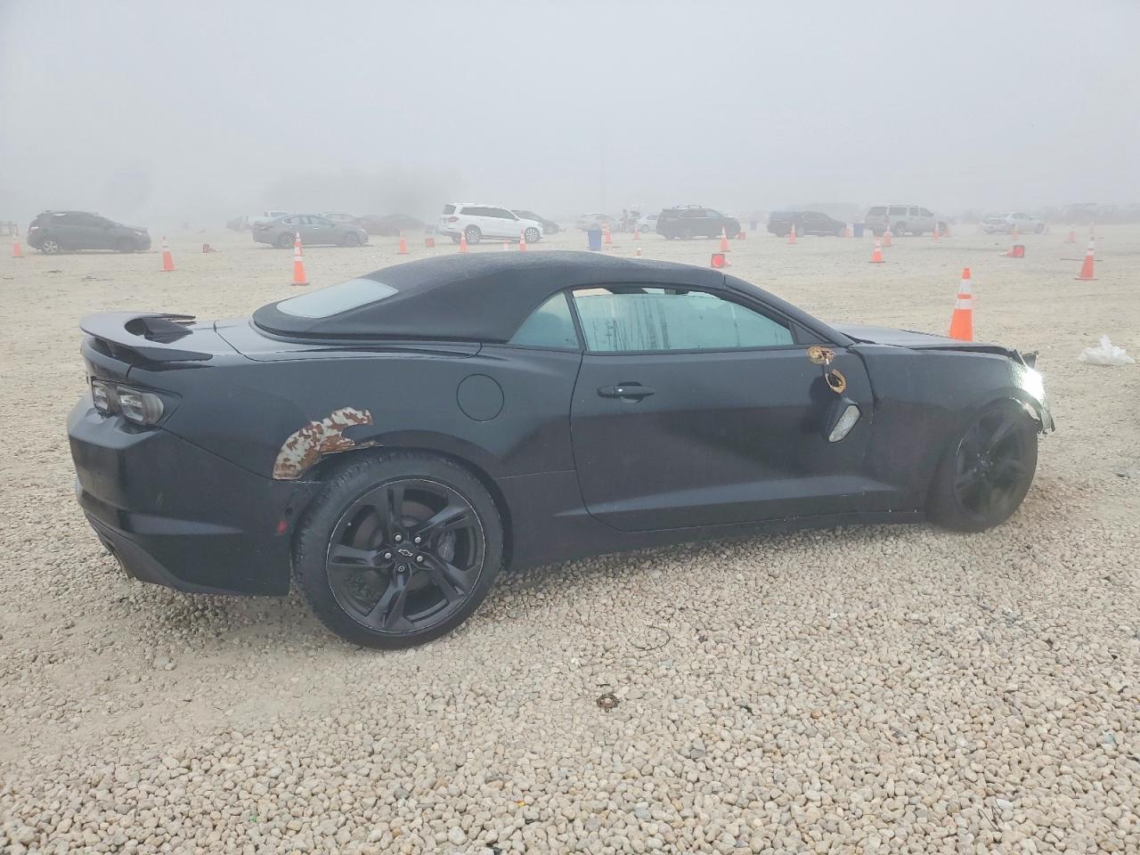 2020 Chevrolet Camaro VIN 1G1FH3D79L0116550 photo 3