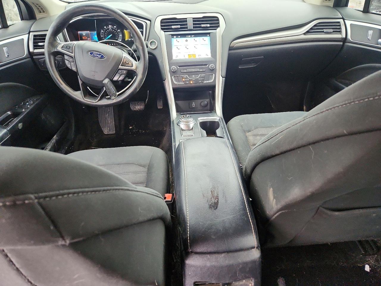 2017 Ford Fusion VIN 3FA6P0H73HR178428 photo 8