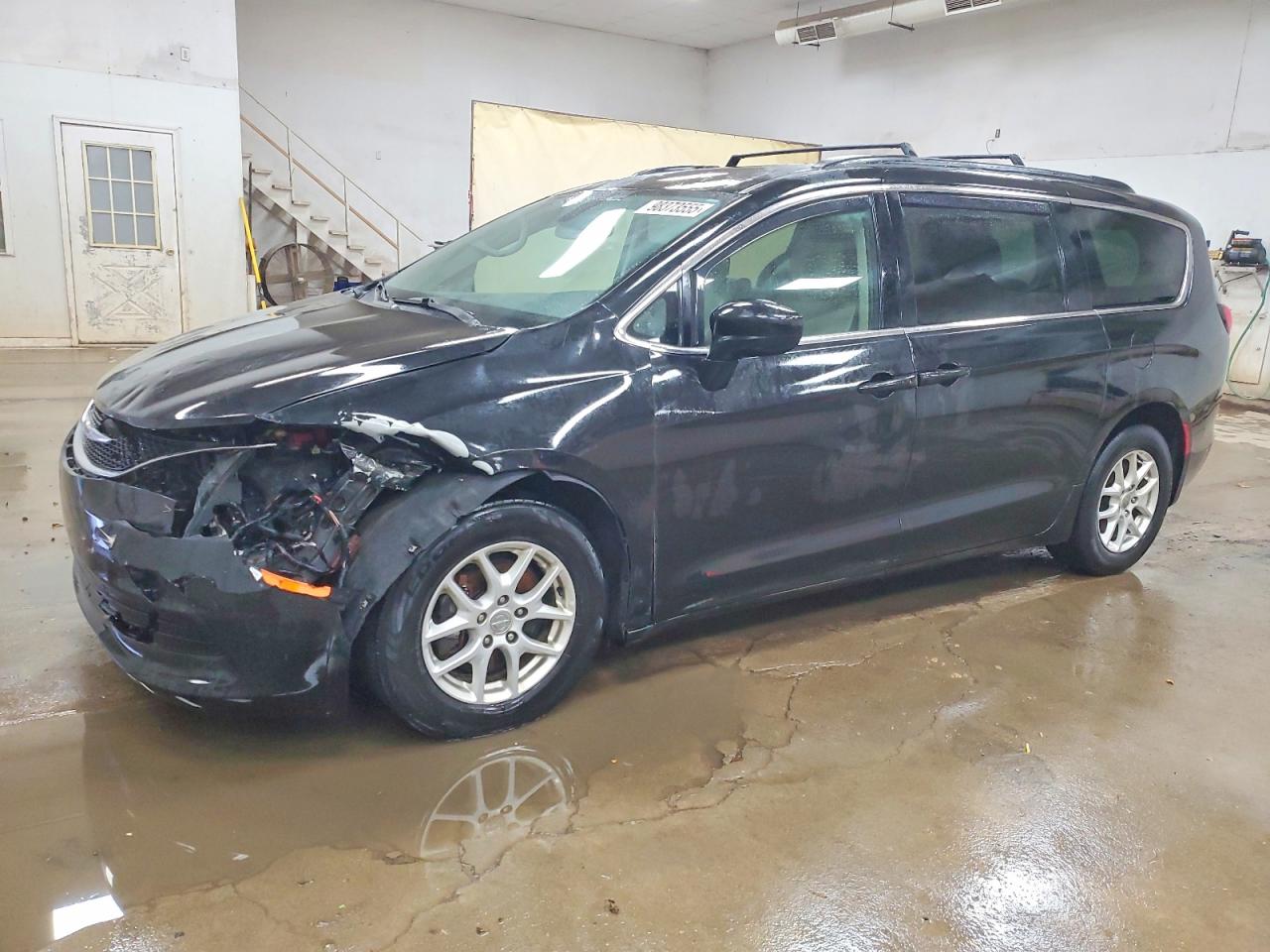 2020 Chrysler Minivan VIN 2C4RC1DG7LR265231 photo 1