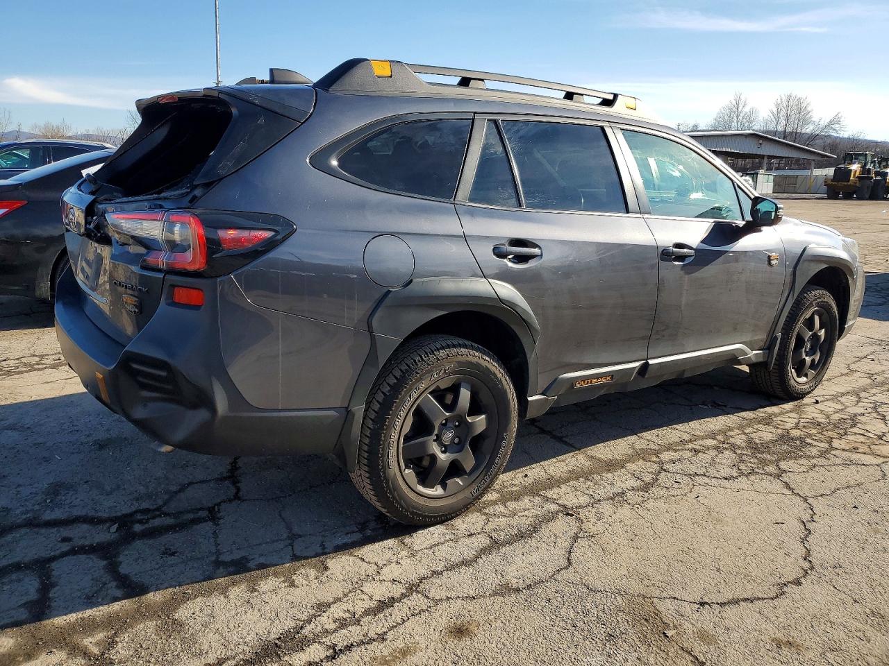 2023 Subaru Outback wi VIN 4S4BTGUDXP3105235 photo 3