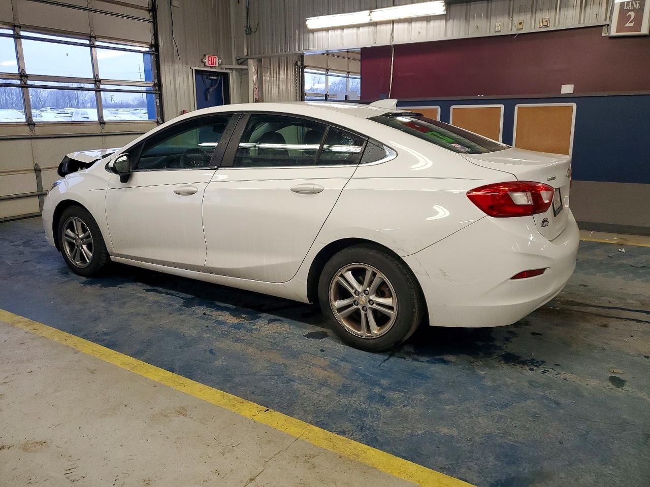 2016 Chevrolet Cruze VIN 1G1BE5SM2G7261342 photo 2