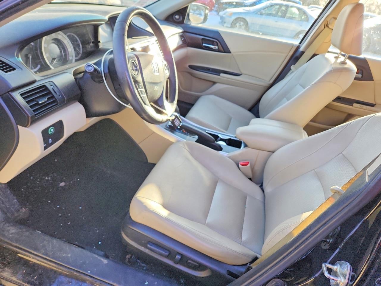 2014 Honda Accord VIN 1HGCR3F88EA021702 photo 7