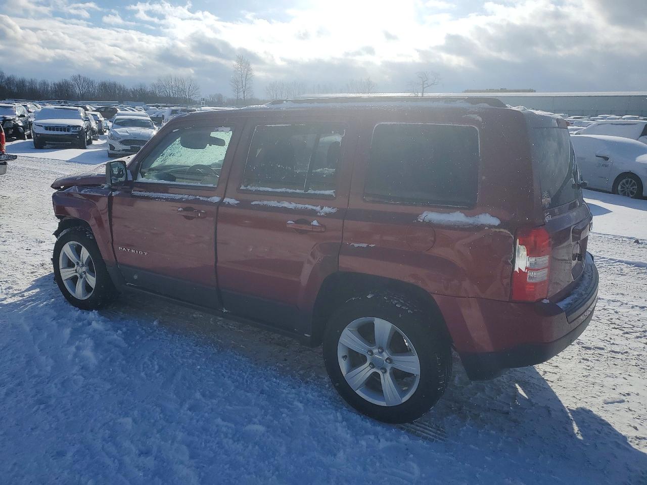 2013 Jeep Patriot VIN 1C4NJPFA4DD116537 photo 2