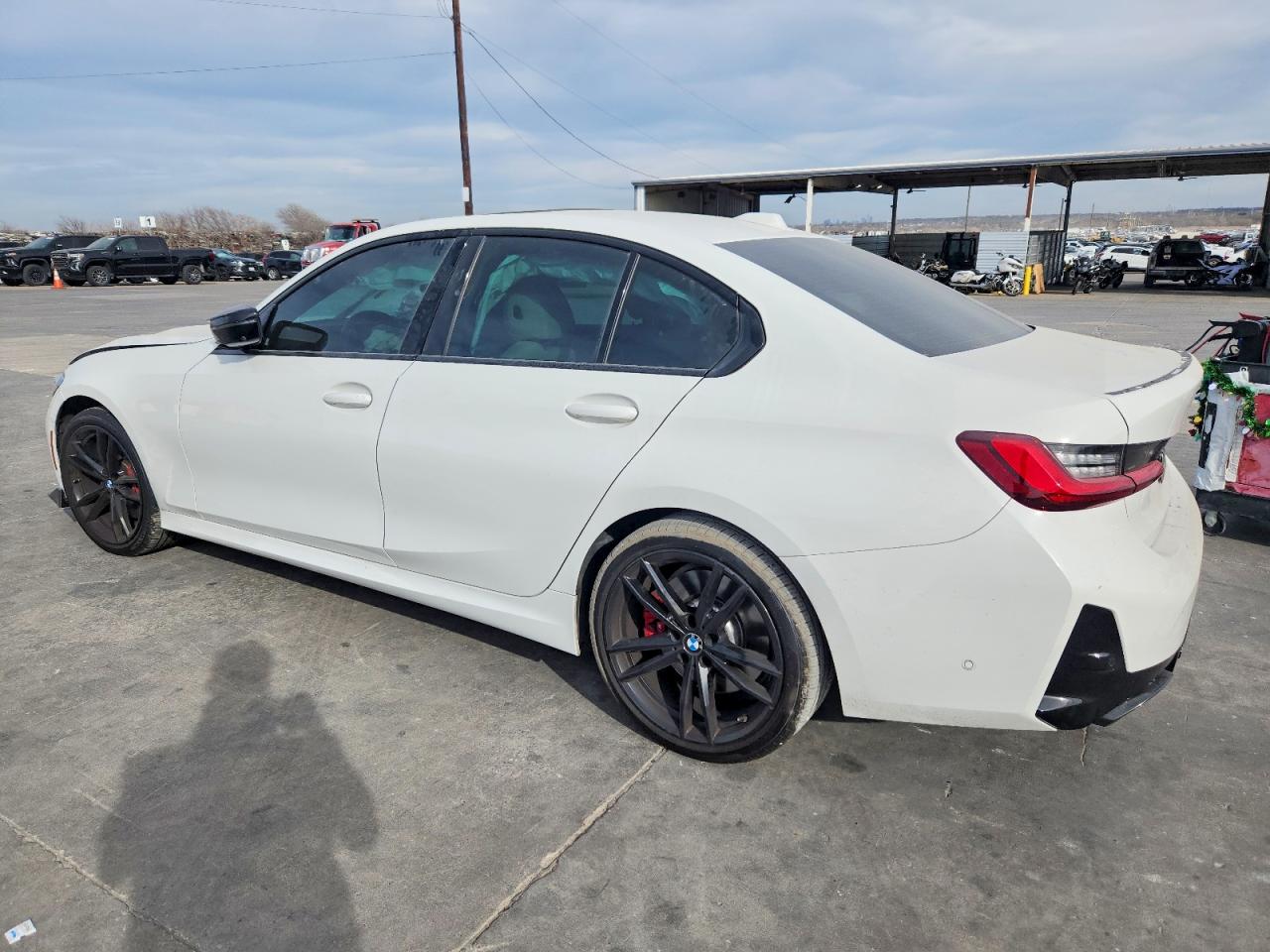 2023 BMW M3 VIN 3MW49FF00P8D47231 photo 2