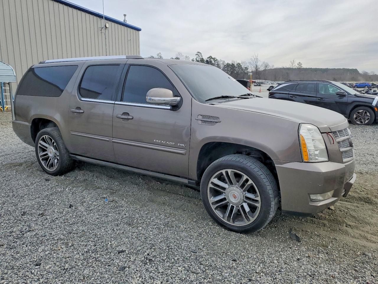 2013 Cadillac Escalade VIN 1GYS3JEF8DR172260 photo 4