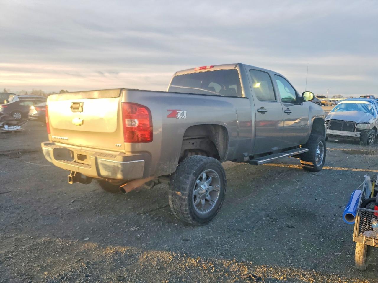 2013 Chevrolet All models VIN 1GC1KYCG2DF116499 photo 3