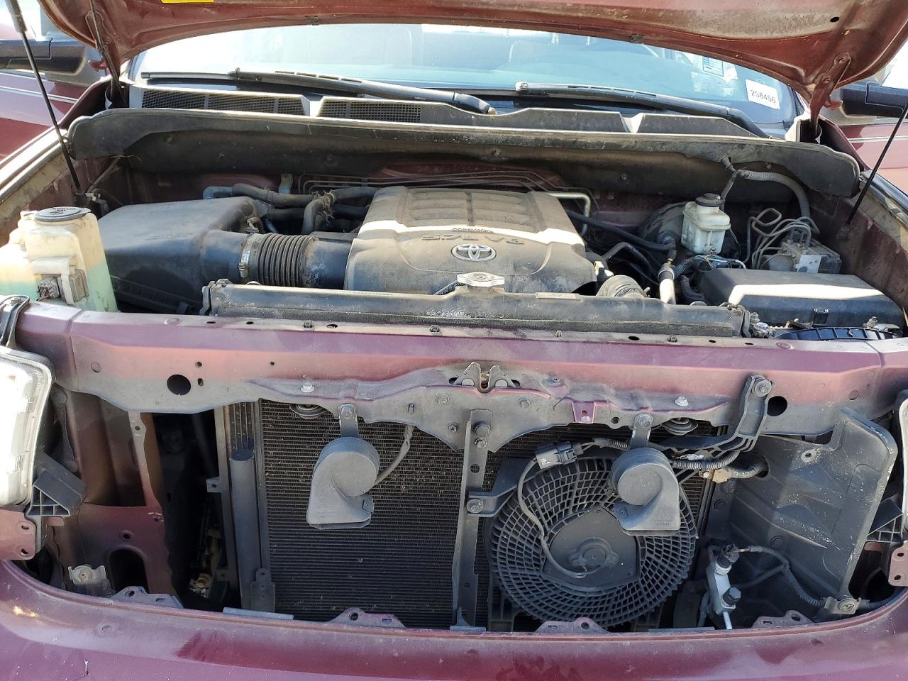 2011 Toyota Sequoia VIN 5TDKY5G15BS035856 photo 11