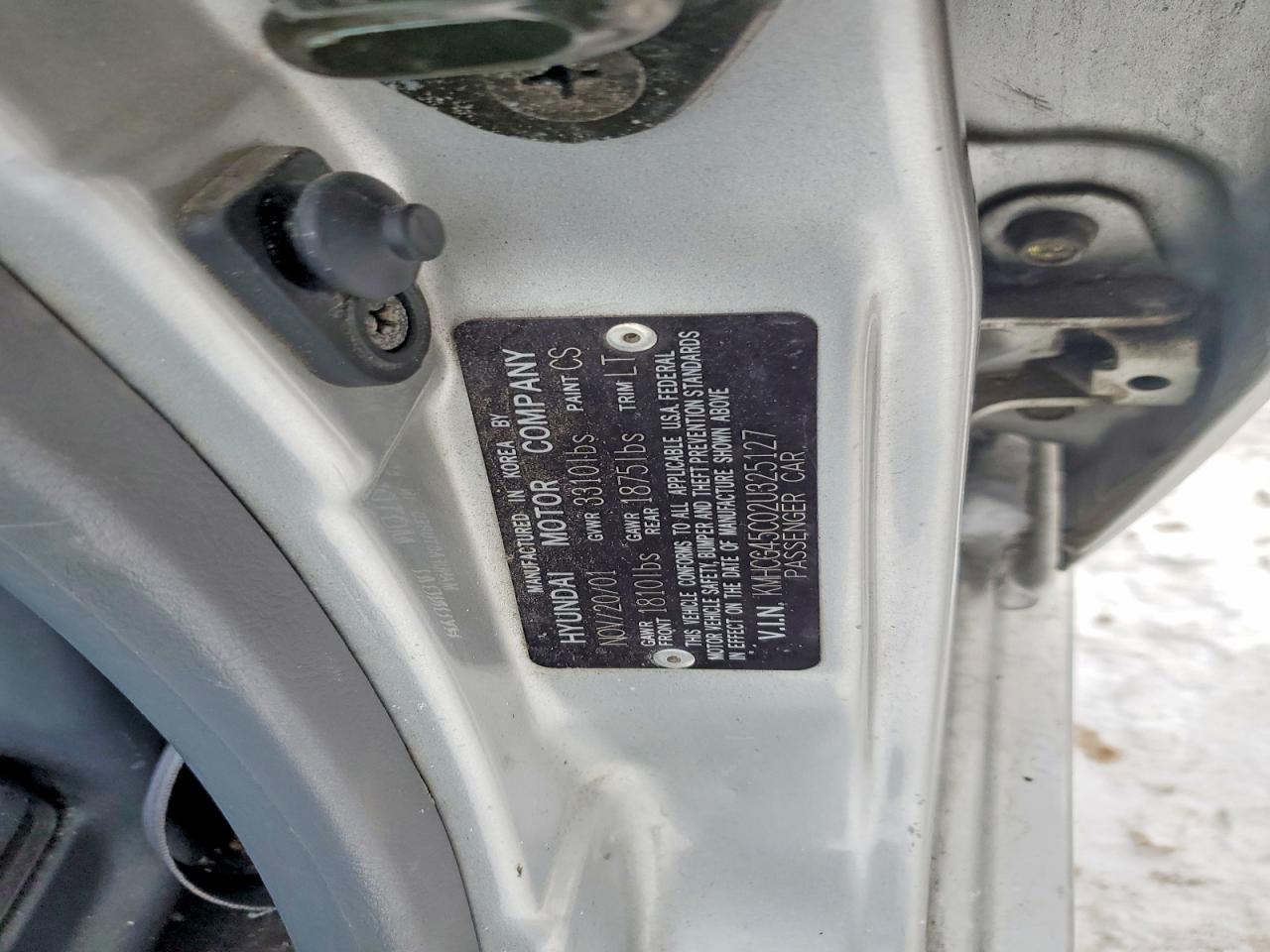 2002 Hyundai Accent VIN KMHCG45C02U325127 photo 12