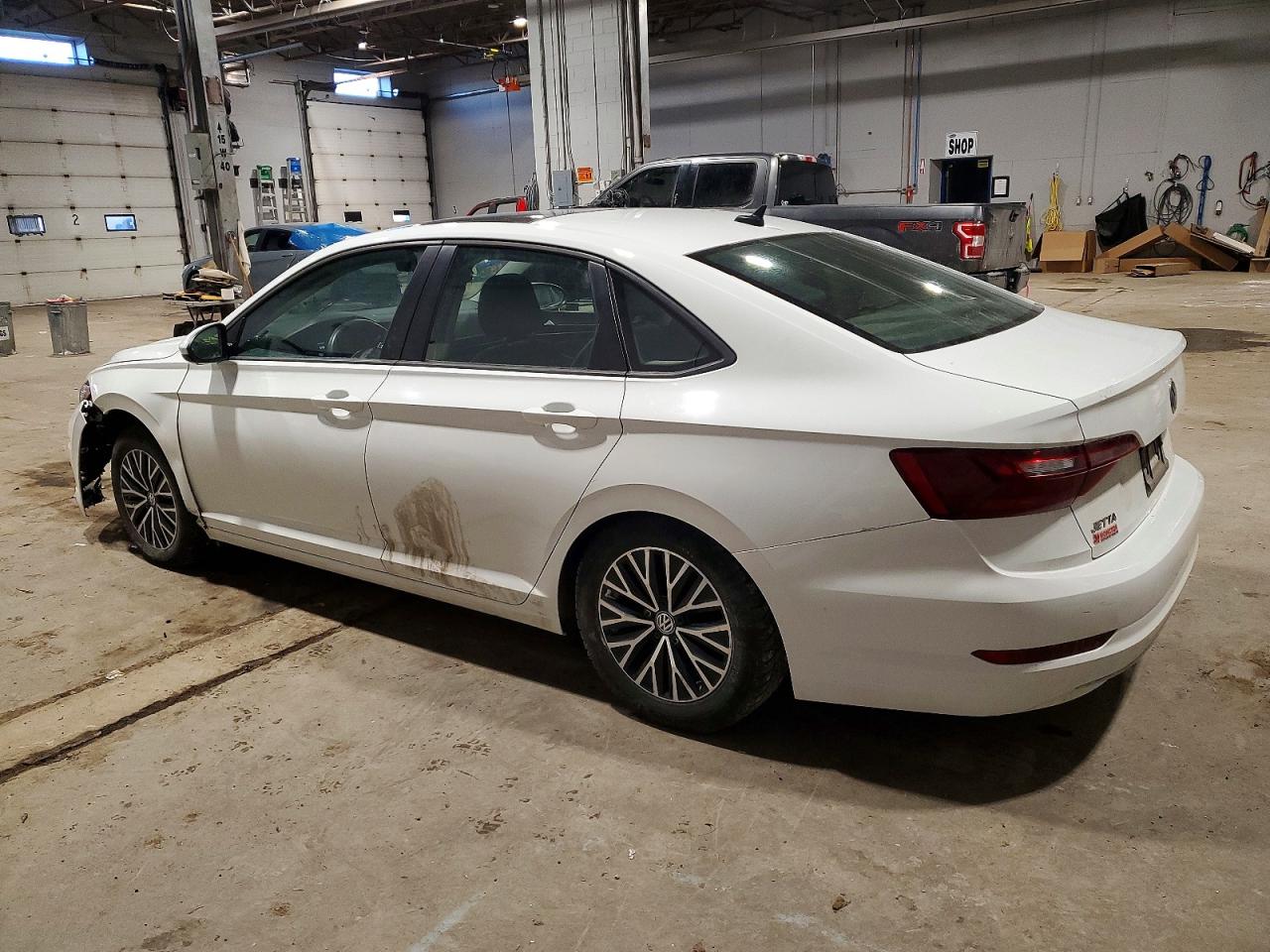 2021 Volkswagen Jetta VIN 3VWE57BU7MM052189 photo 2