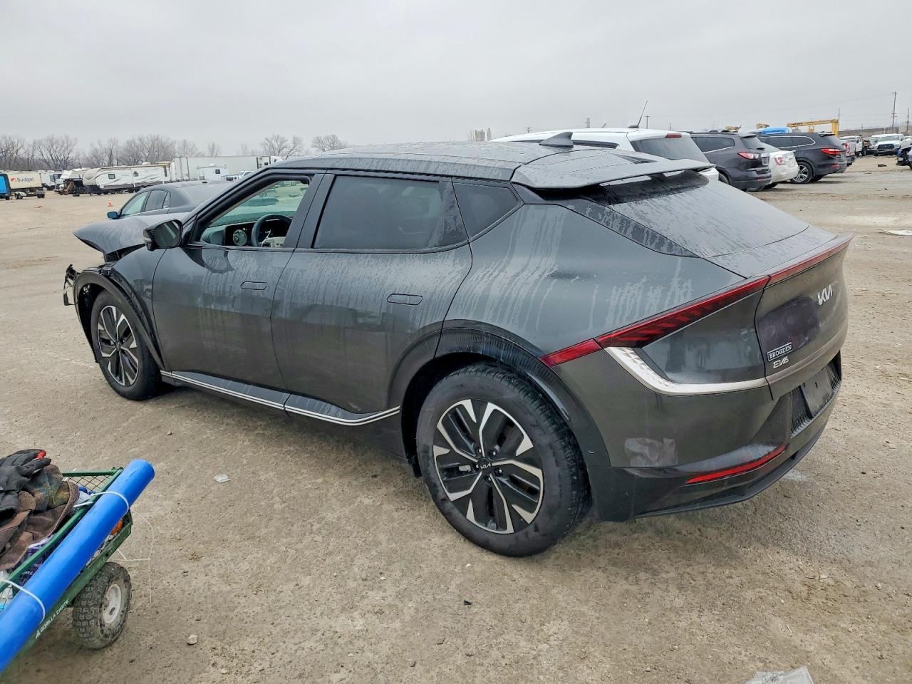 2024 KIA Ev6 VIN KNDC34LA1R5618752 photo 2