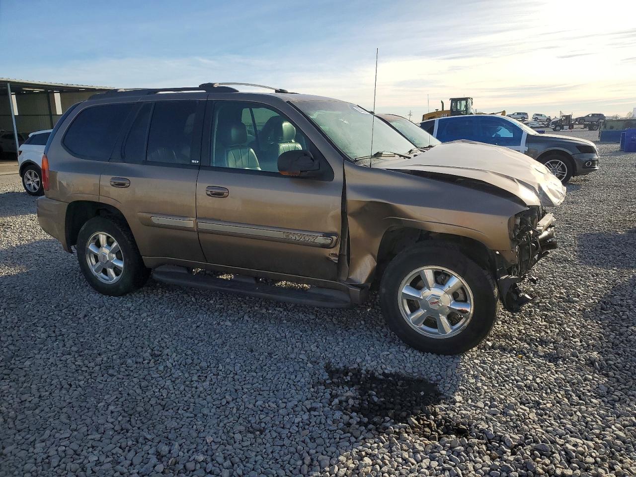 2003 GMC Envoy VIN 1GKDT13S932336559 photo 4