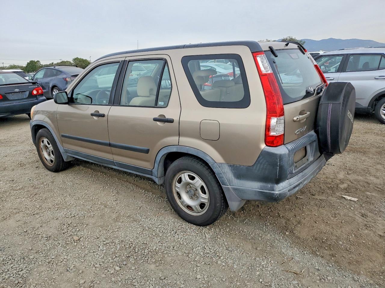 2006 Honda Crv VIN JHLRD68556C027946 photo 2