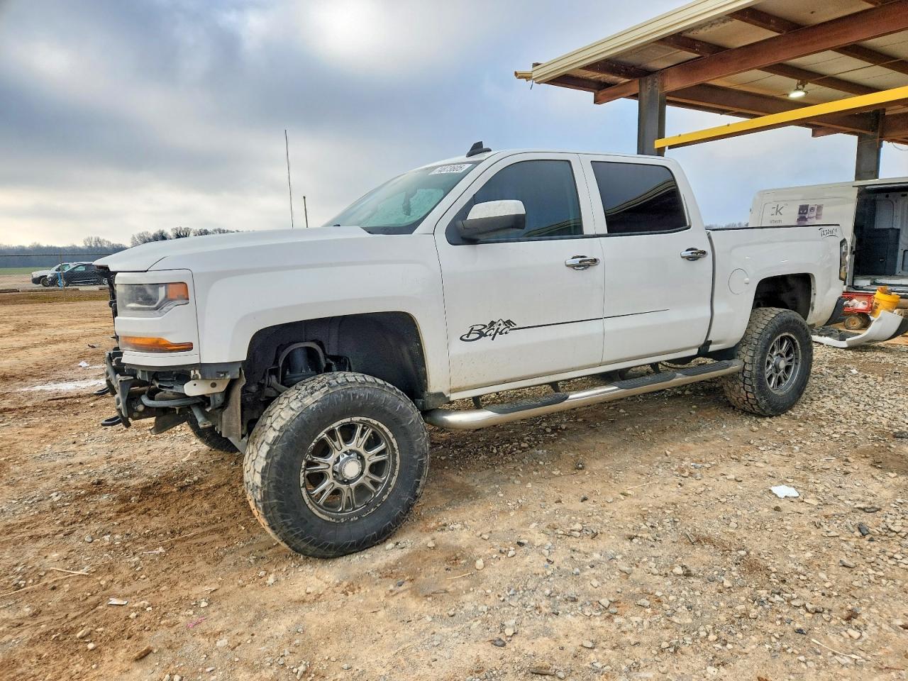 2016 Chevrolet All models VIN 3GCUKREC9GG220438 photo 1