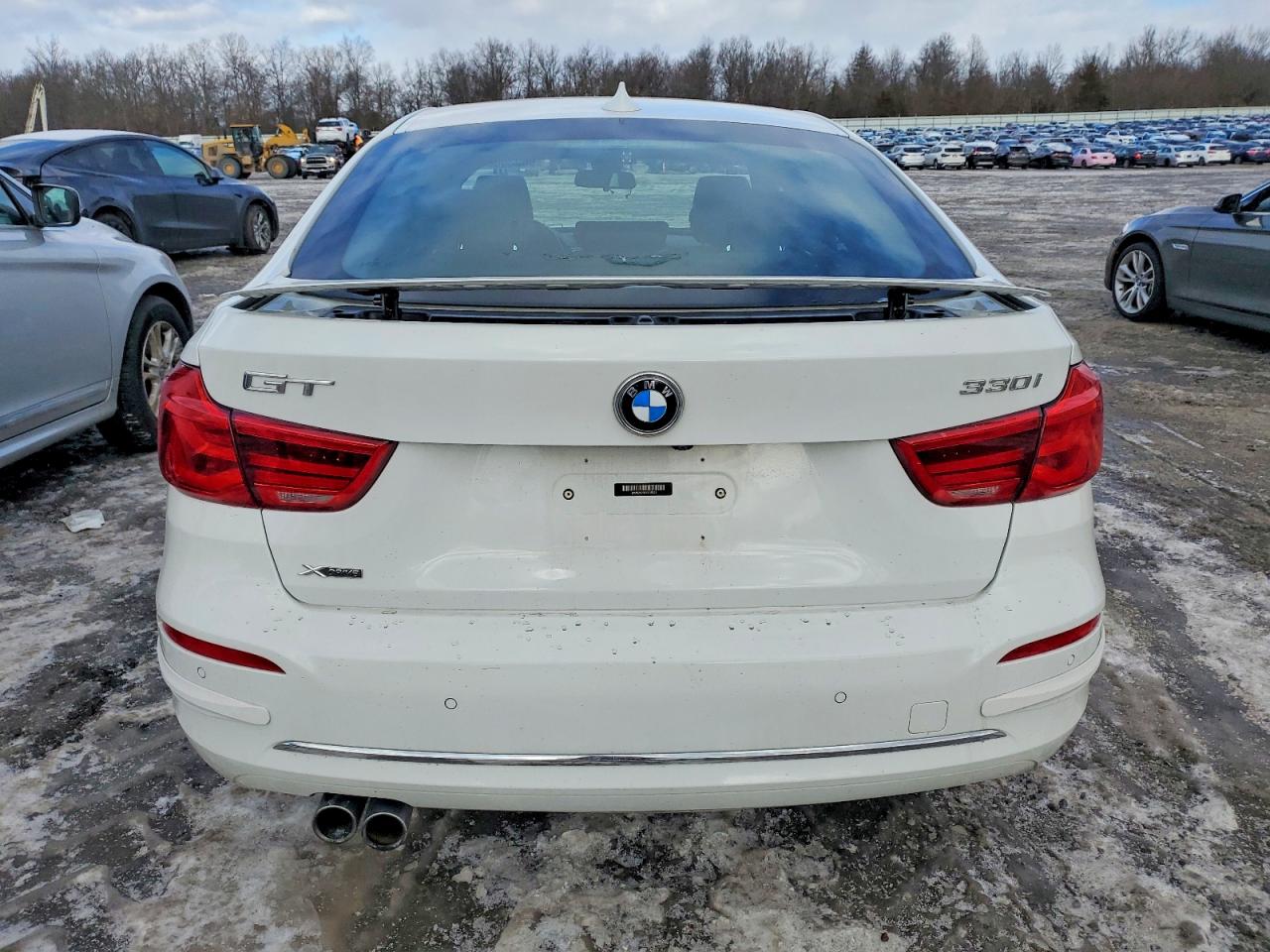 2018 BMW 3 series VIN WBA8Z9C54JB219924 photo 6
