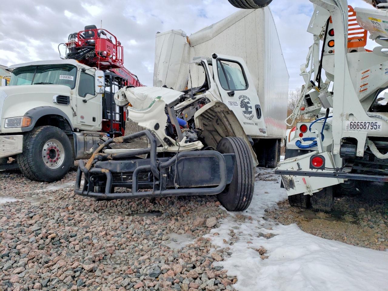 2025 FREIGHTLINER All other VIN 3ALACWFC6SDVS2498 photo 1