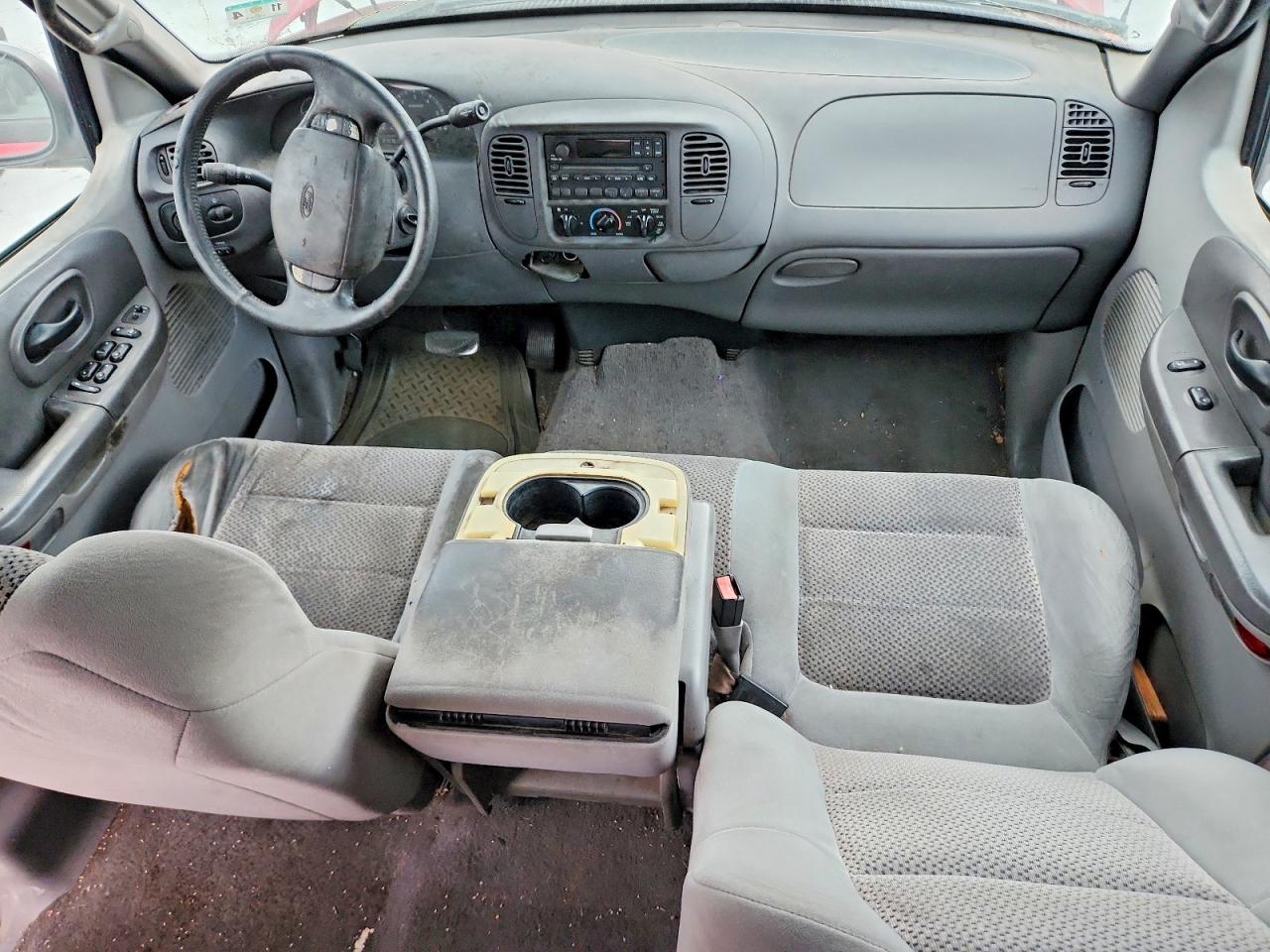 2002 Ford F-150 VIN 1FTRW07L62KB70876 photo 8