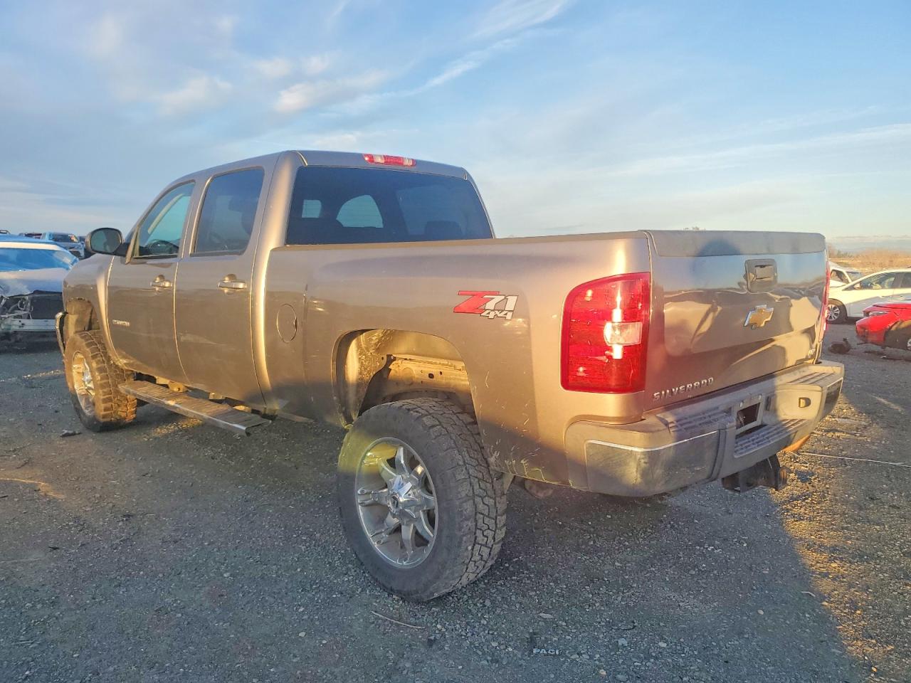 2013 Chevrolet All models VIN 1GC1KYCG2DF116499 photo 2