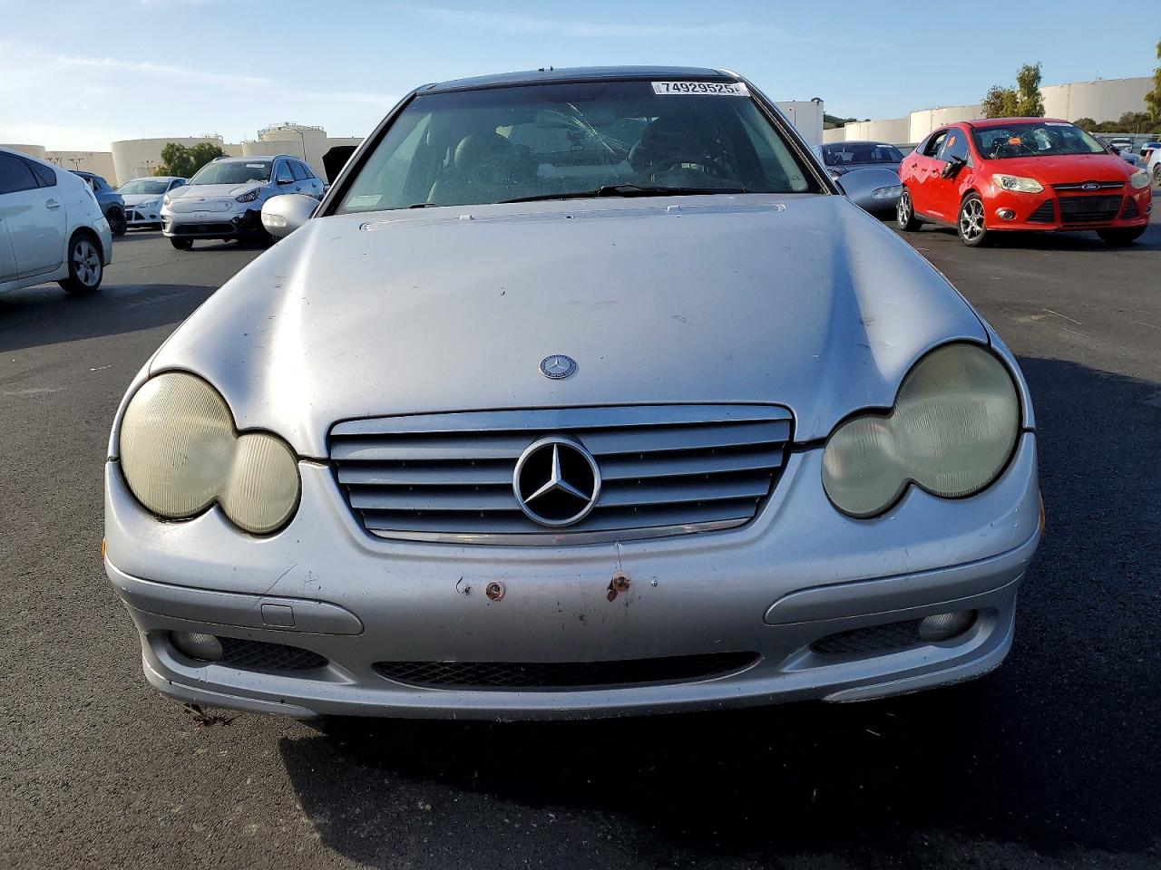 2002 Mercedes-Benz C class VIN WDBRN47JX2A356479 photo 5