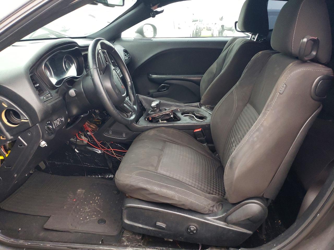 2015 Dodge Challenger VIN 2C3CDZAG7FH860990 photo 7