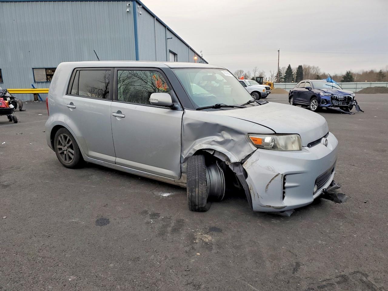 2013 Toyota Scion VIN JTLZE4FE7DJ039241 photo 4