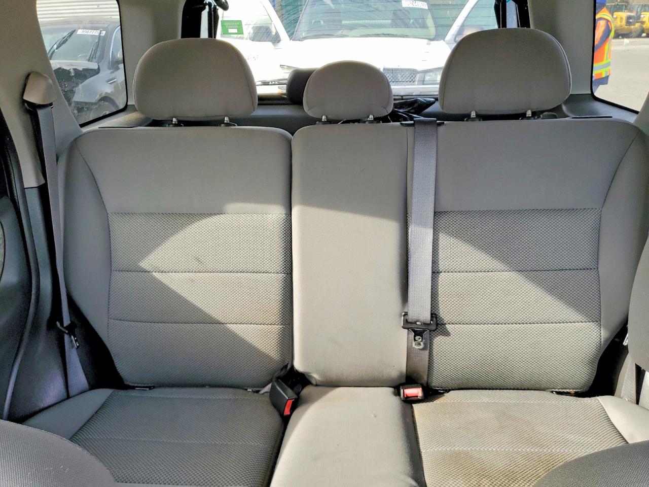 2007 Ford Escape VIN 1FMYU93Z47KA39075 photo 10