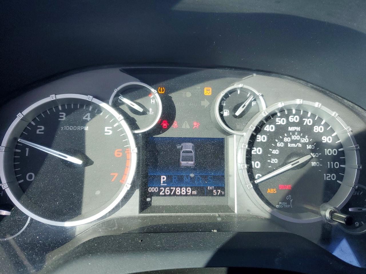 2015 Toyota Tundra VIN 5TFUW5F15FX445444 photo 9