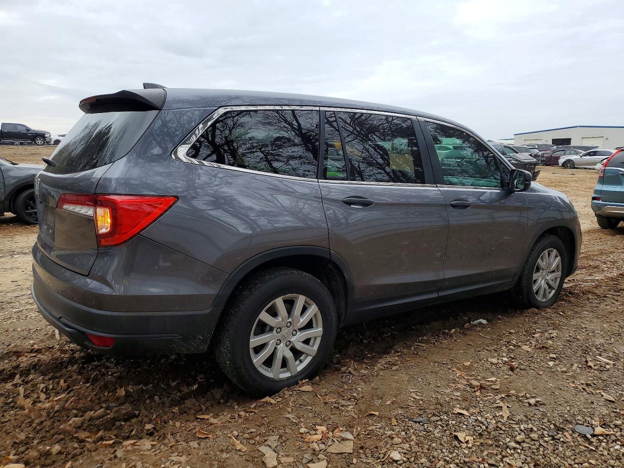 2020 Honda Pilot VIN 5FNYF5H12LB016198 photo 3