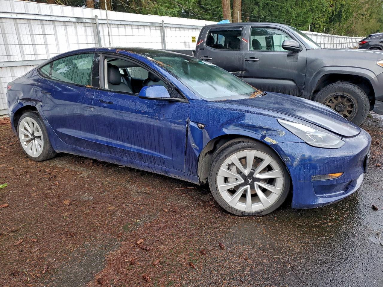 2022 Tesla Model 3 VIN 5YJ3E1EA7NF369887 photo 4