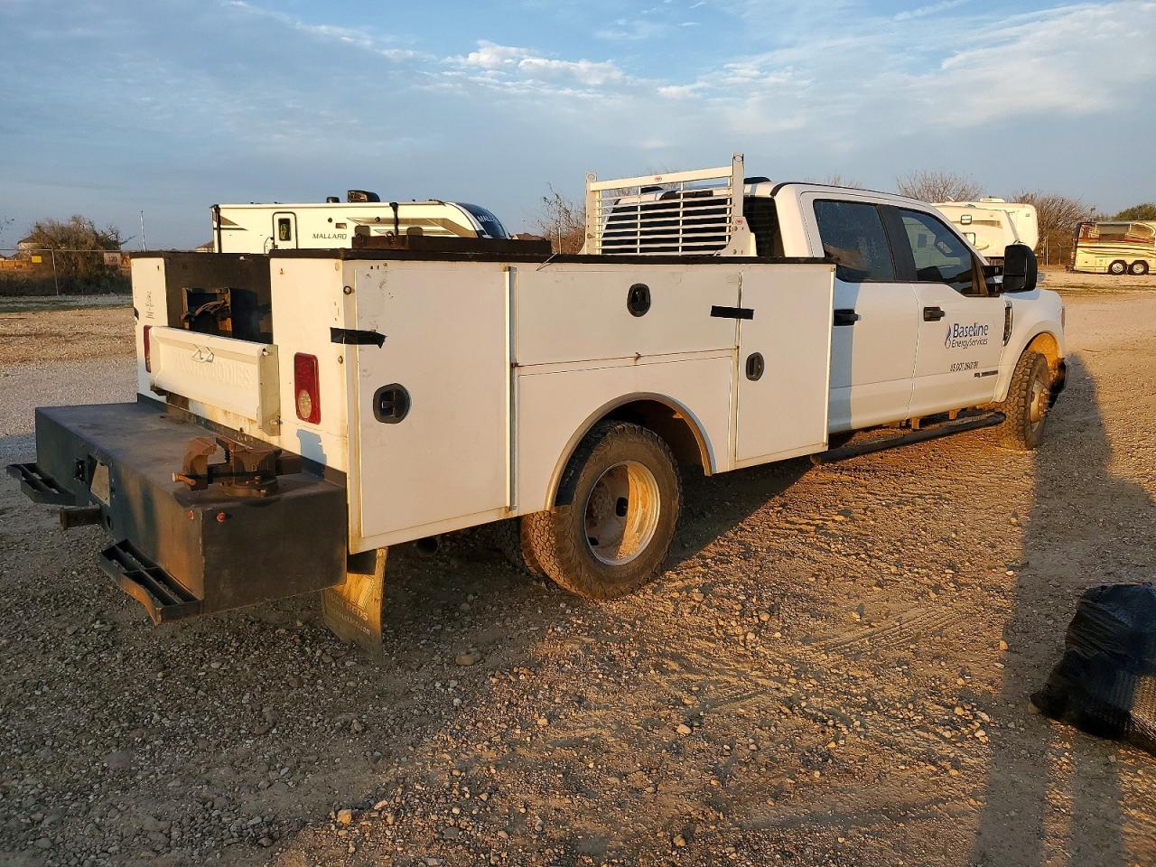 2021 Ford F350 VIN 1FD8W3GT5MED98832 photo 3