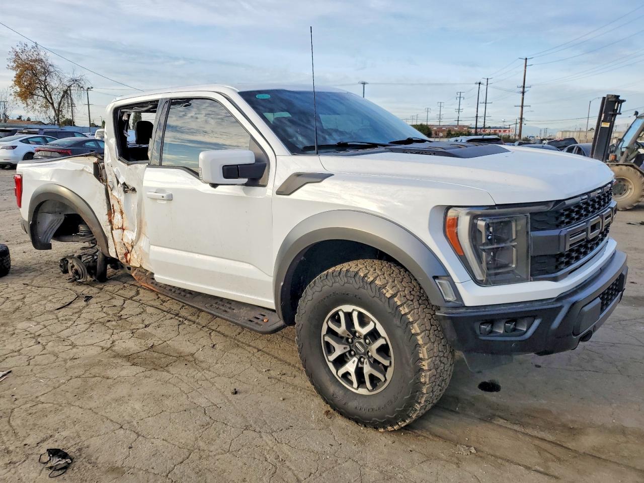 2023 Ford F150 VIN 1FTFW1RG1PFB75976 photo 4