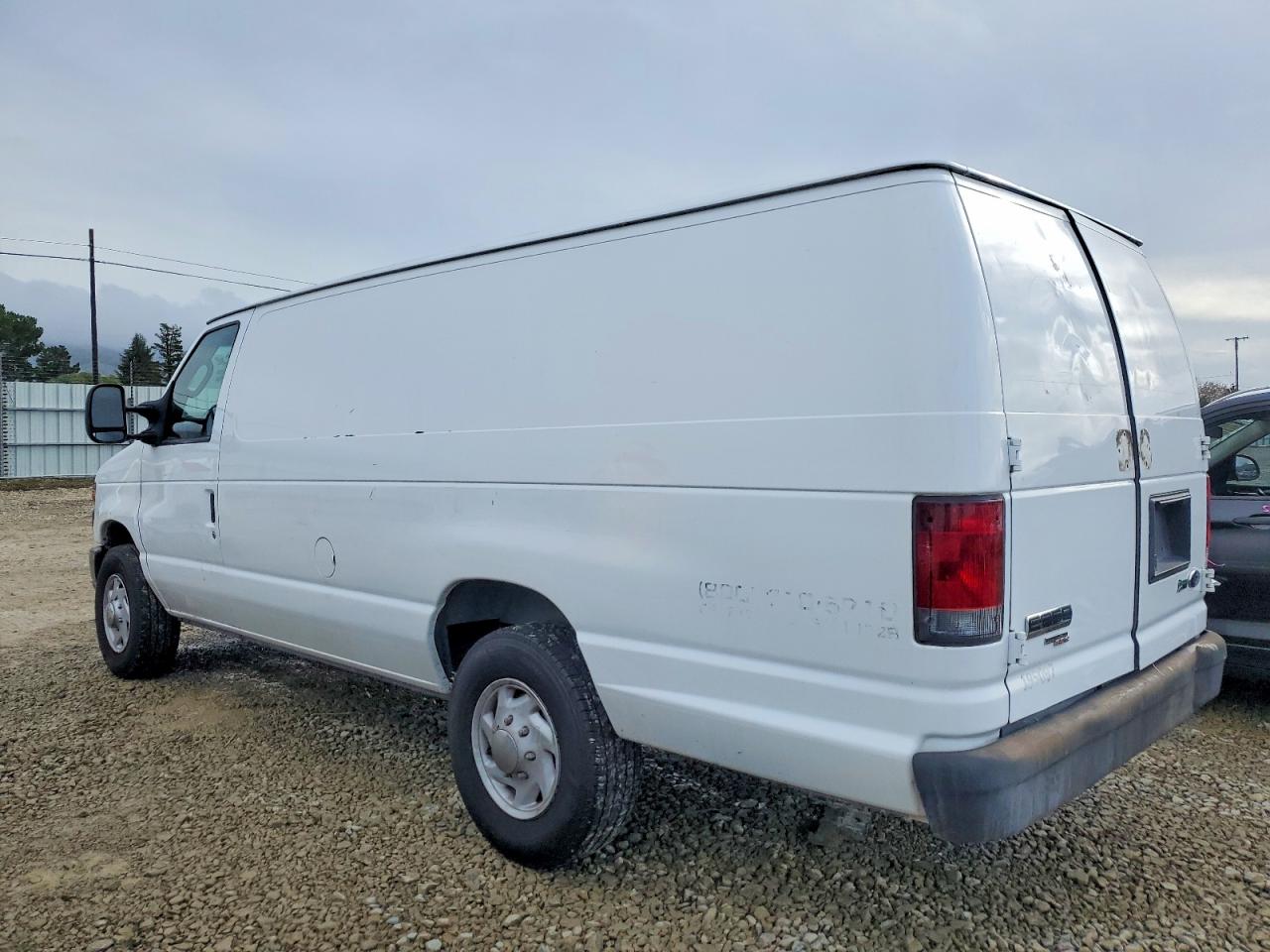 2011 Ford All models VIN 1FTNS2EL2BDA18283 photo 2