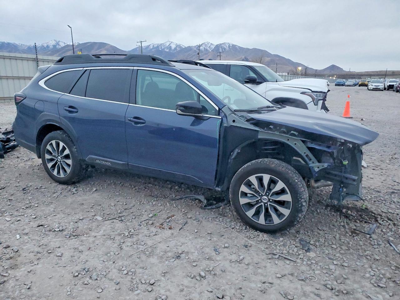 2025 Subaru Outback VIN 4S4BTANC7S3181748 photo 4
