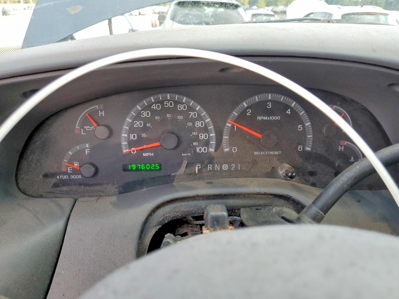 2001 Ford F150 VIN 1FTRW07LX1KC32150 photo 9